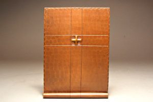 Roycroft-Style Copper Bookend Roycroft-Style Copper Bookend